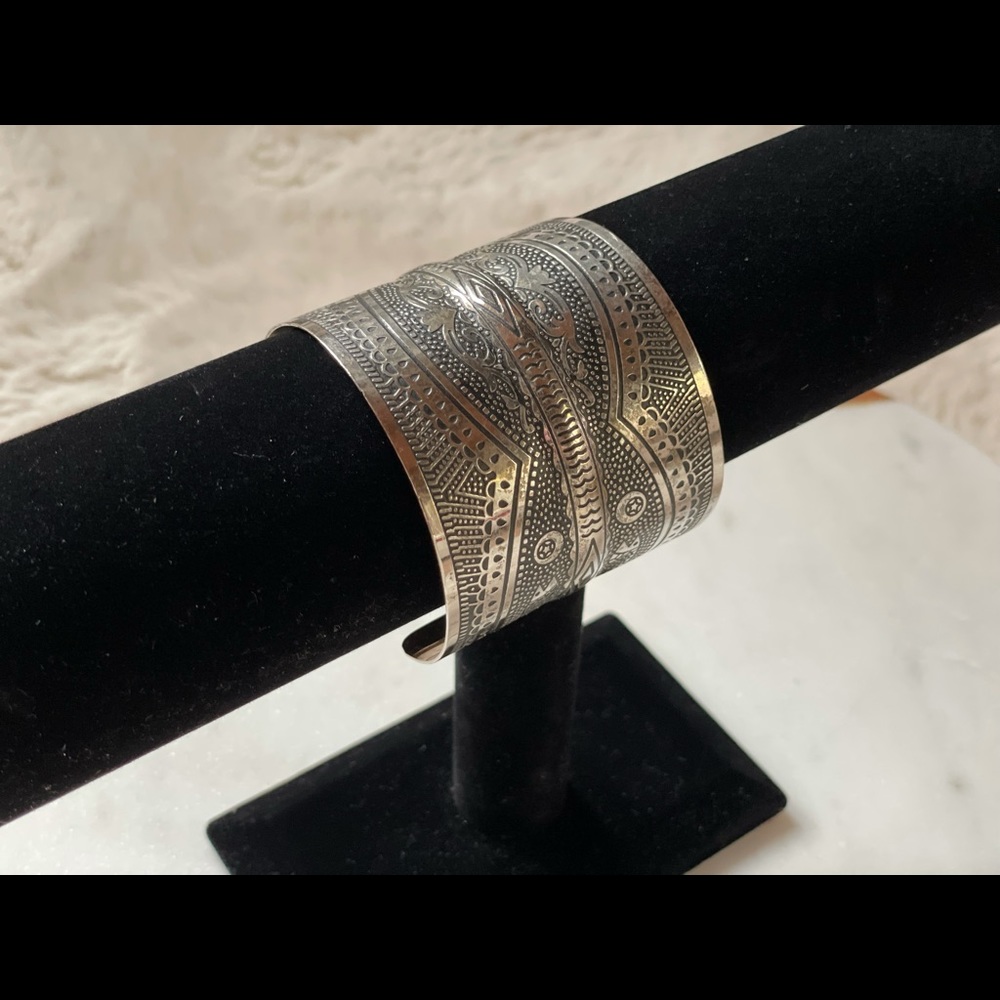 Vintage | Silver Imprinted Cuff Bracelet